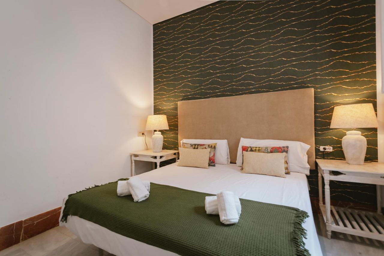 Bright And Cozy-1Bd 1Bth & 2Bd 1Bth- La Giralda Apartment เซบีญา ภายนอก รูปภาพ
