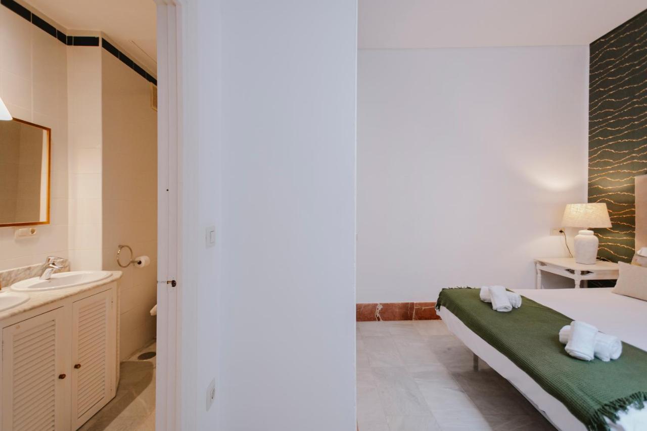 Bright And Cozy-1Bd 1Bth & 2Bd 1Bth- La Giralda Apartment เซบีญา ภายนอก รูปภาพ